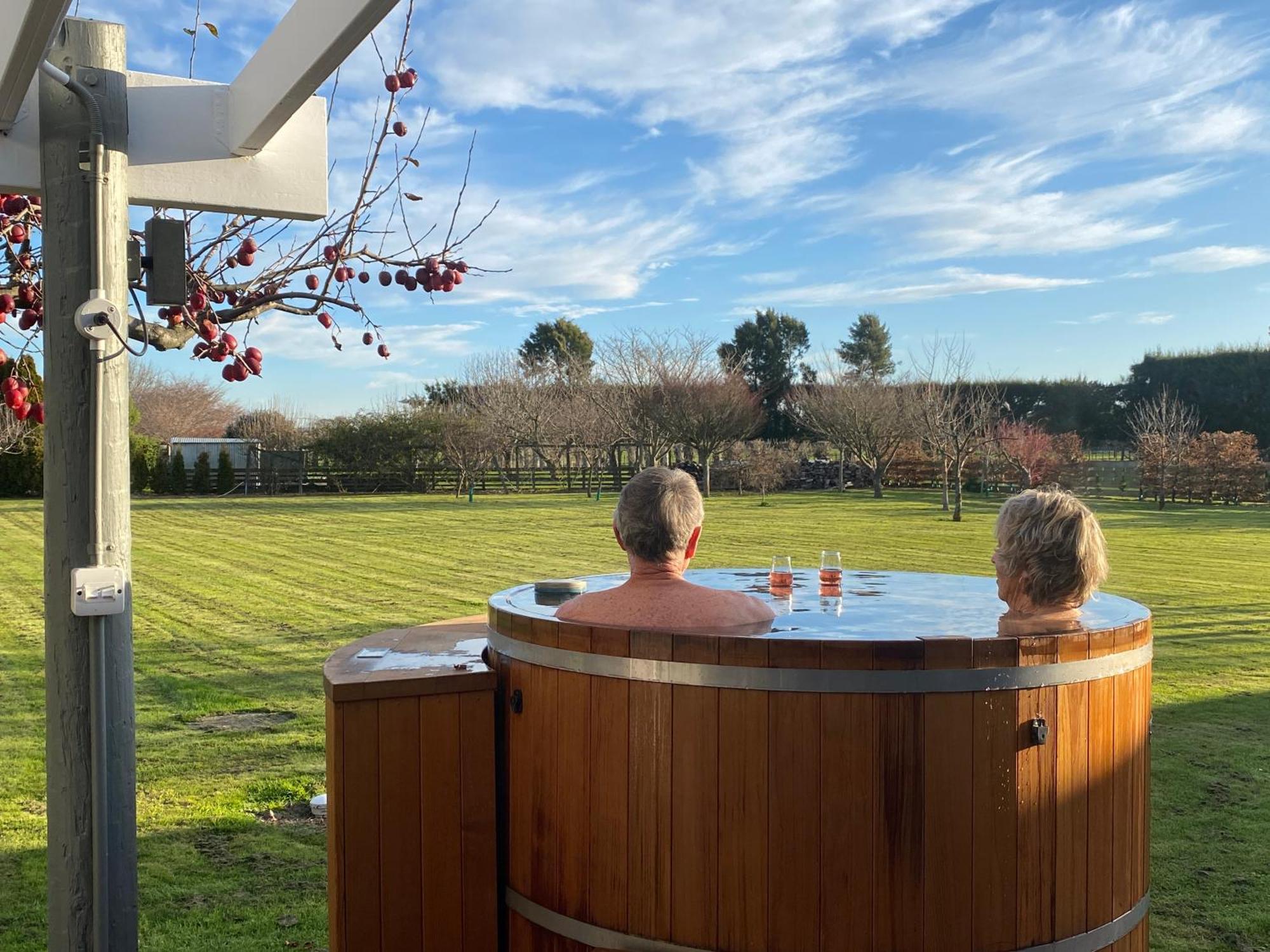 Amuri Villas Clive エクステリア 写真